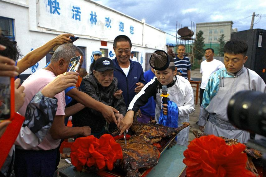 對酒當歌，人生幾何，要盡興就現在！