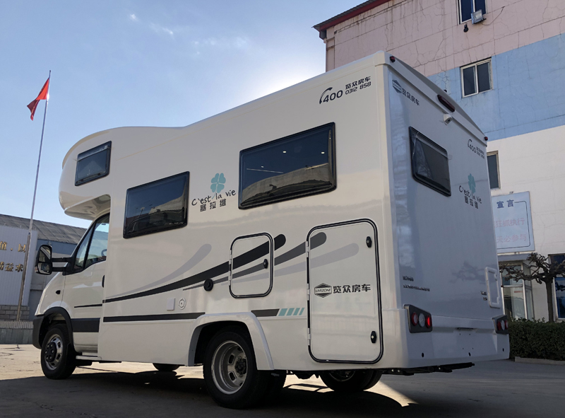 舒適旅行生活，這款房車必不可少